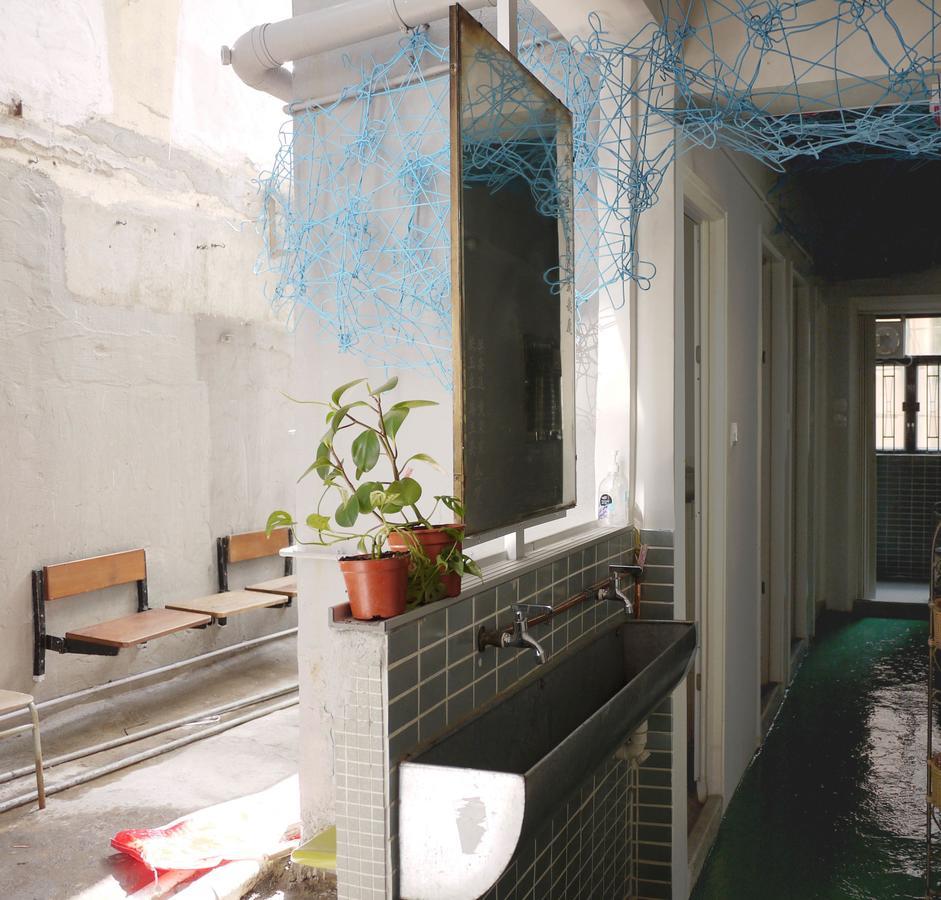 Wontonmeen Hostel *