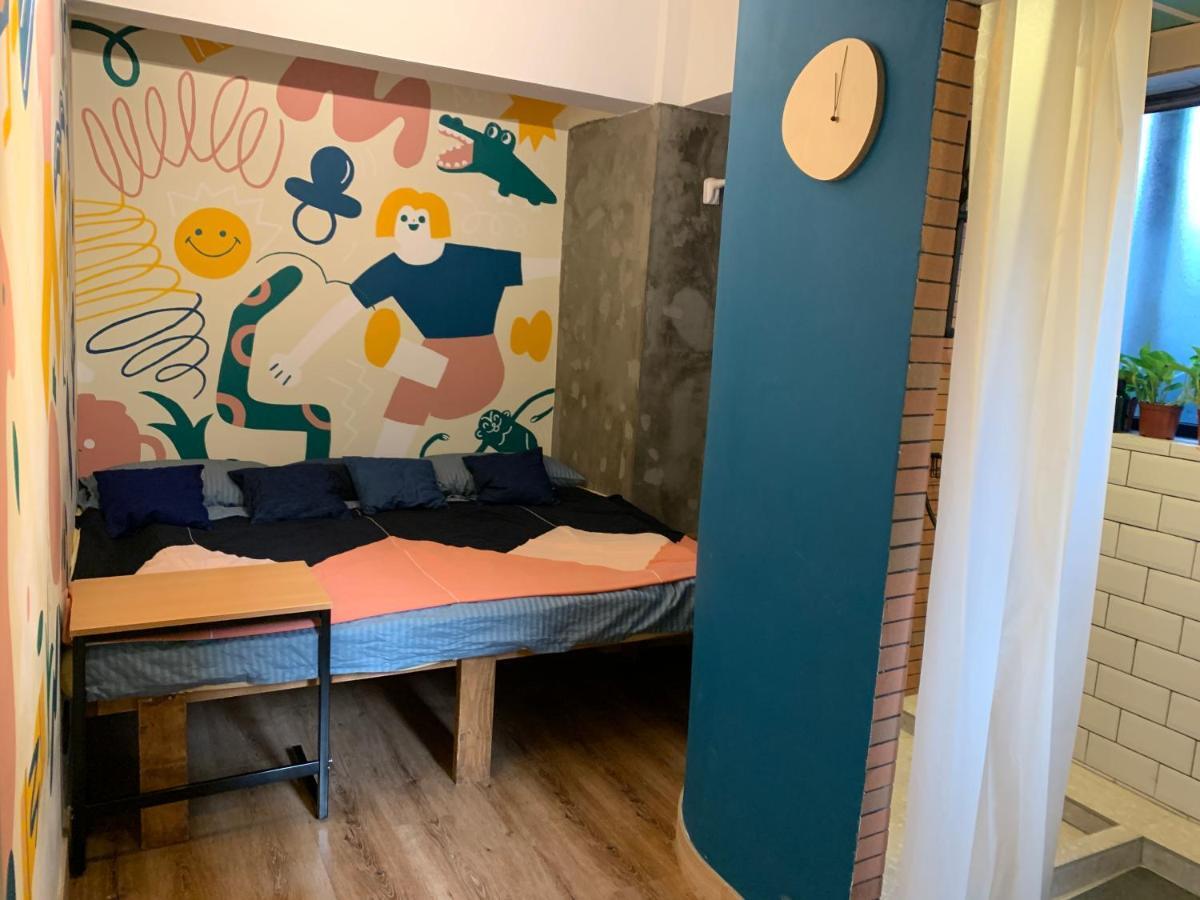Wontonmeen Hostel